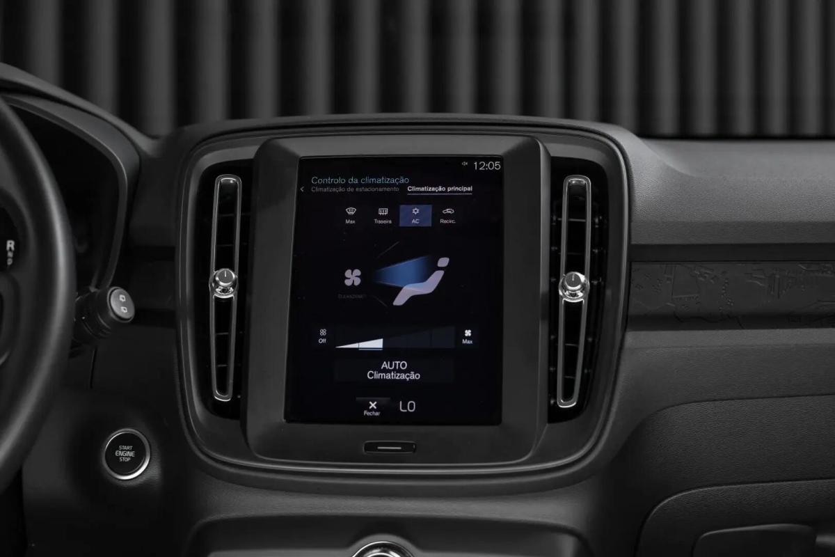 volvo-xc40-2022-hibrido-a-gasolina-1477cc