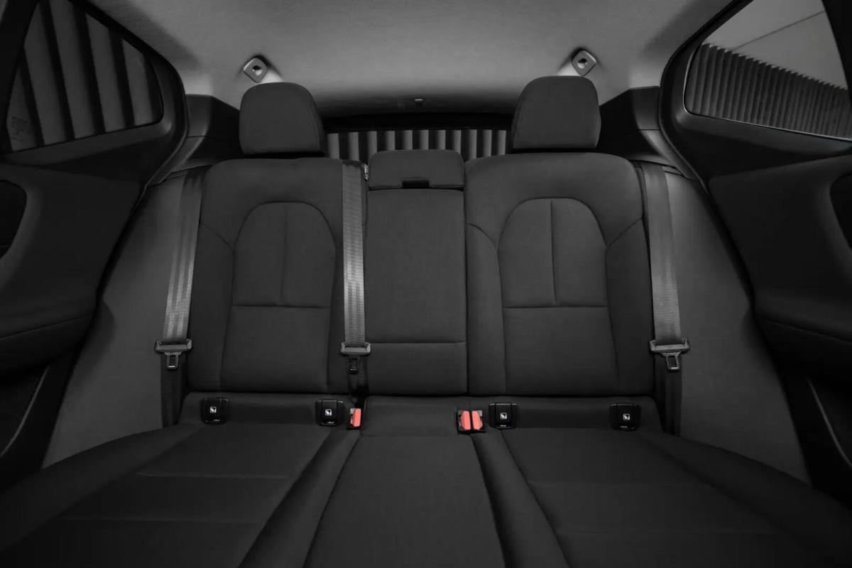volvo-xc40-2022-hibrido-a-gasolina-1477cc