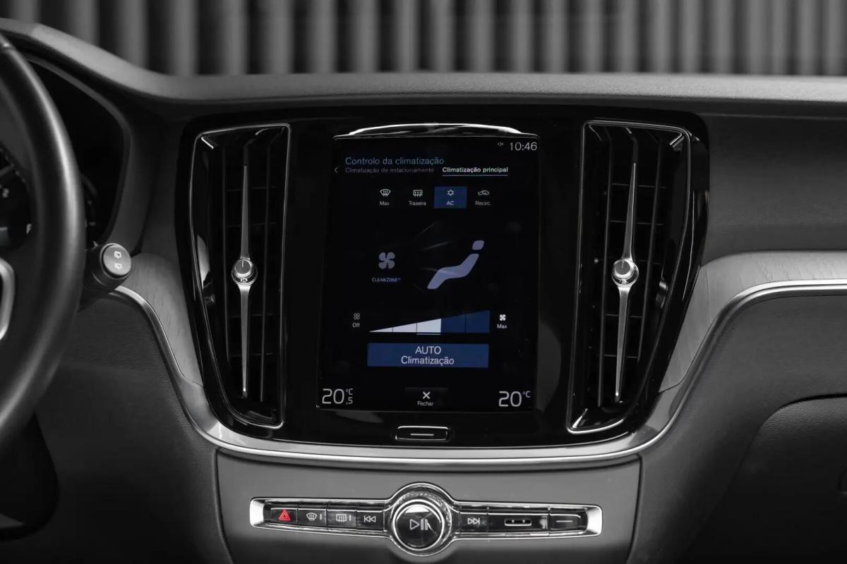 volvo-v60-2021-diesel-1969cc