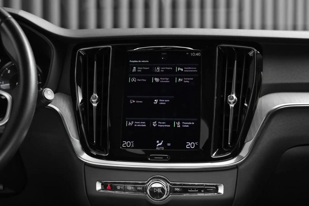 volvo-v60-2021-diesel-1969cc