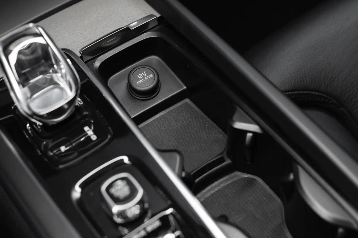 volvo-v60-2021-diesel-1969cc