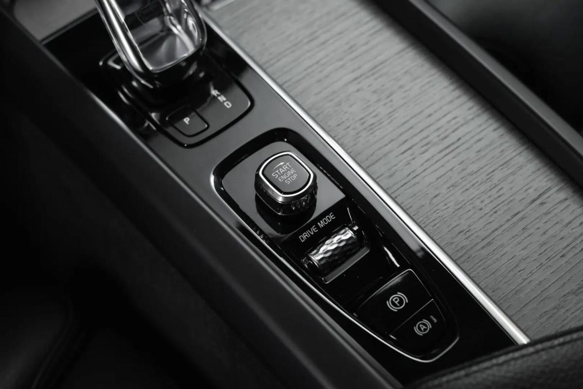 volvo-v60-2021-diesel-1969cc