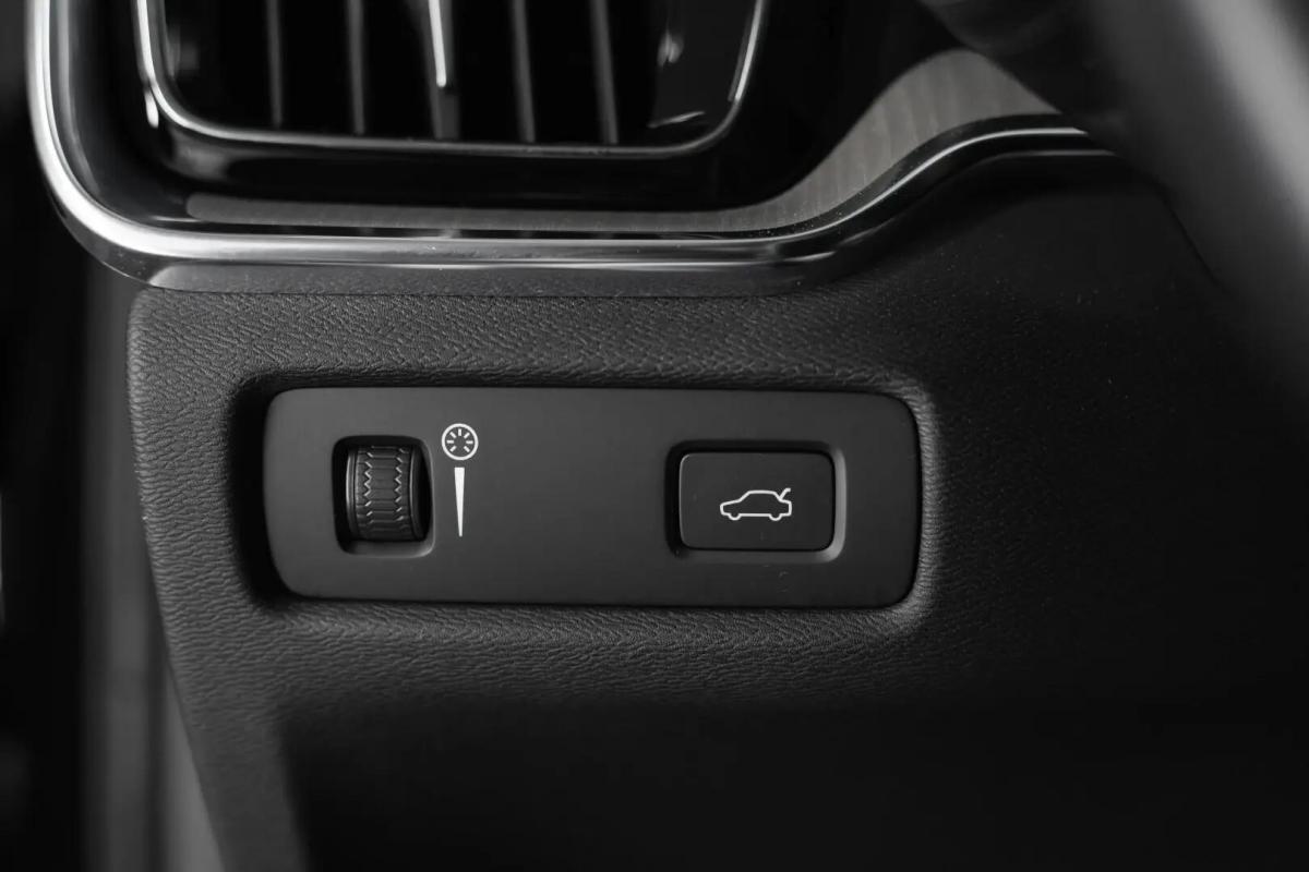 volvo-v60-2021-diesel-1969cc