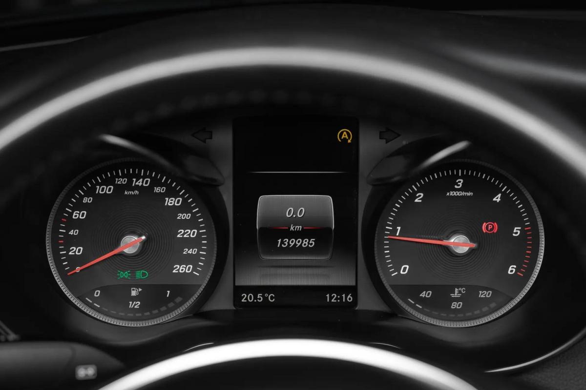 mercedes-benz-classe-c-c-180-bluetec-2014-diesel-1598cc