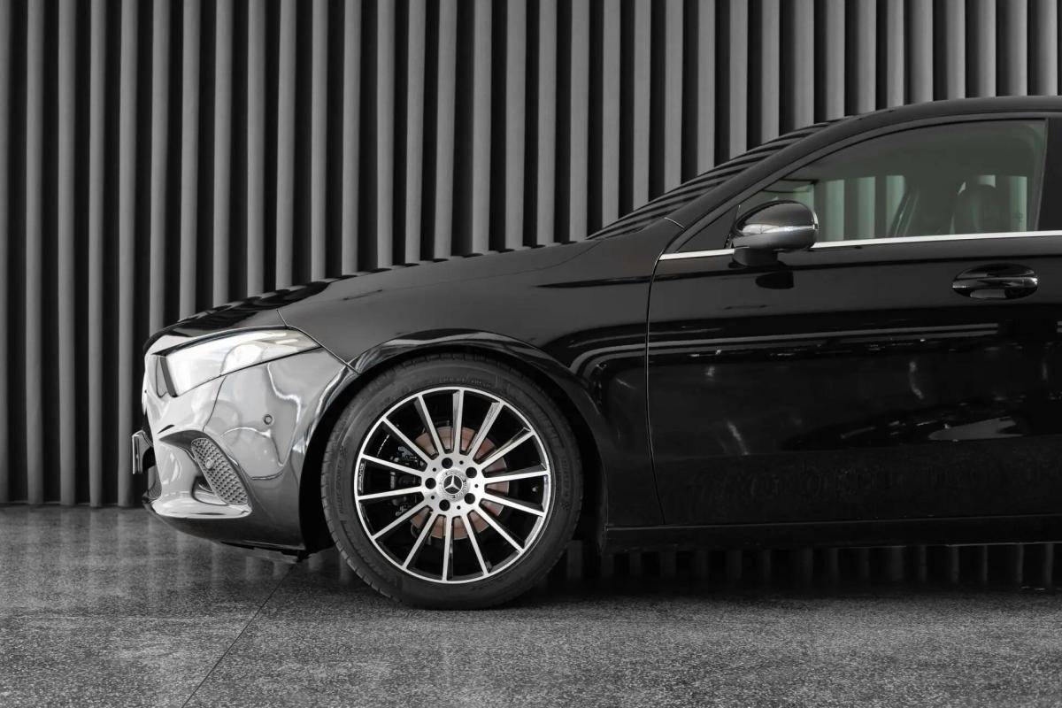 mercedes-benz-180-style-2018-diesel-1461cc