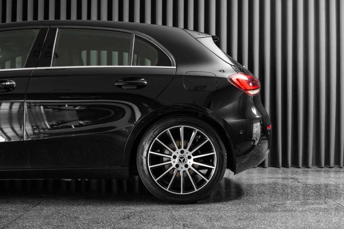 mercedes-benz-180-style-2018-diesel-1461cc