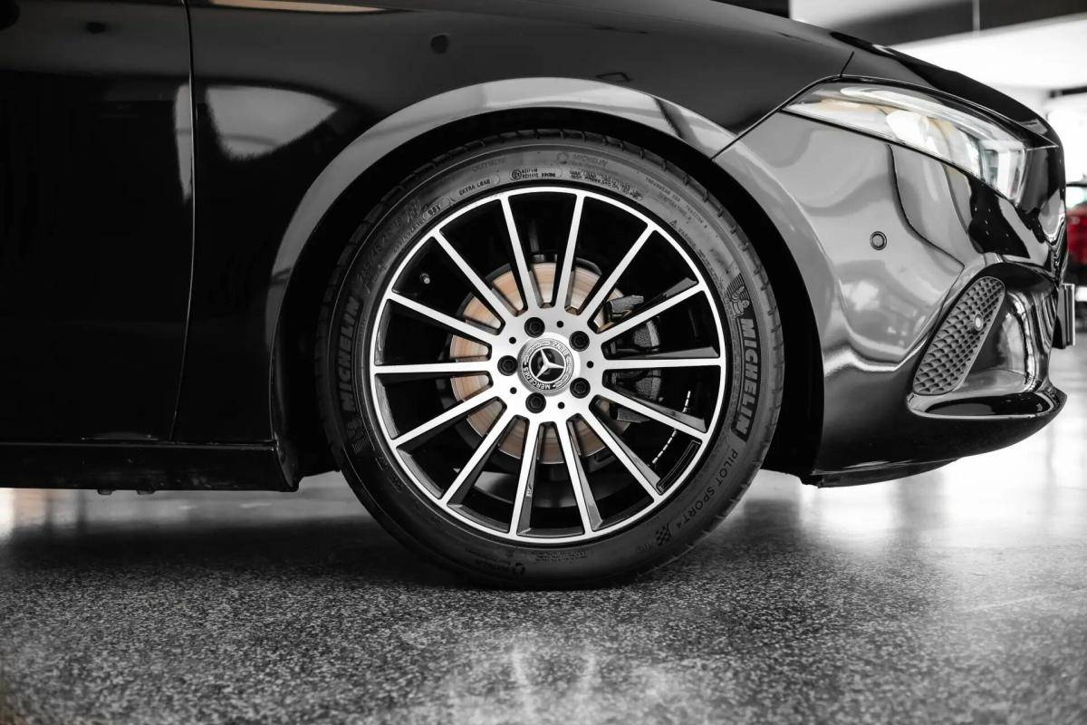 mercedes-benz-180-style-2018-diesel-1461cc