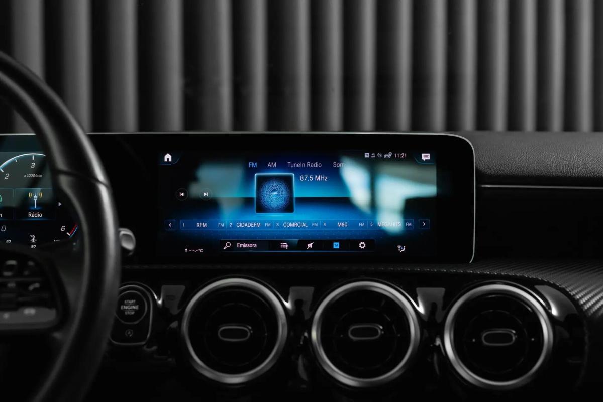 mercedes-benz-180-style-2018-diesel-1461cc