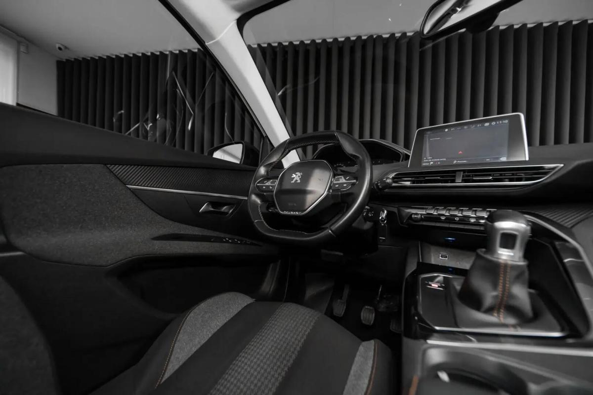 peugeot-3008-2018-diesel-1560cc