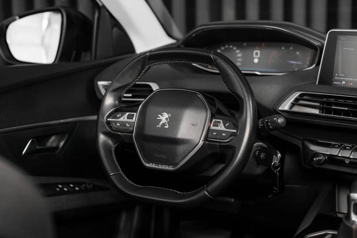 peugeot-3008-2018-diesel-1560cc