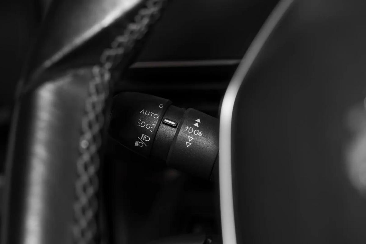 peugeot-3008-2018-diesel-1560cc