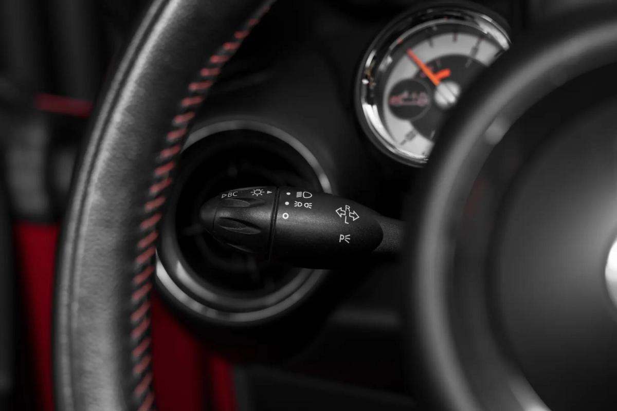 mini-roadster-2014-diesel-1995cc