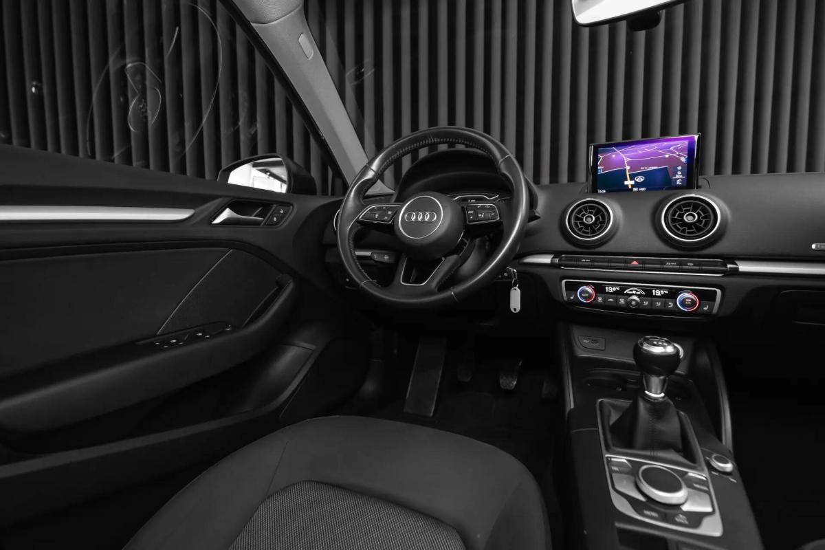 audi-a3-sportback-2017-diesel-1598cc