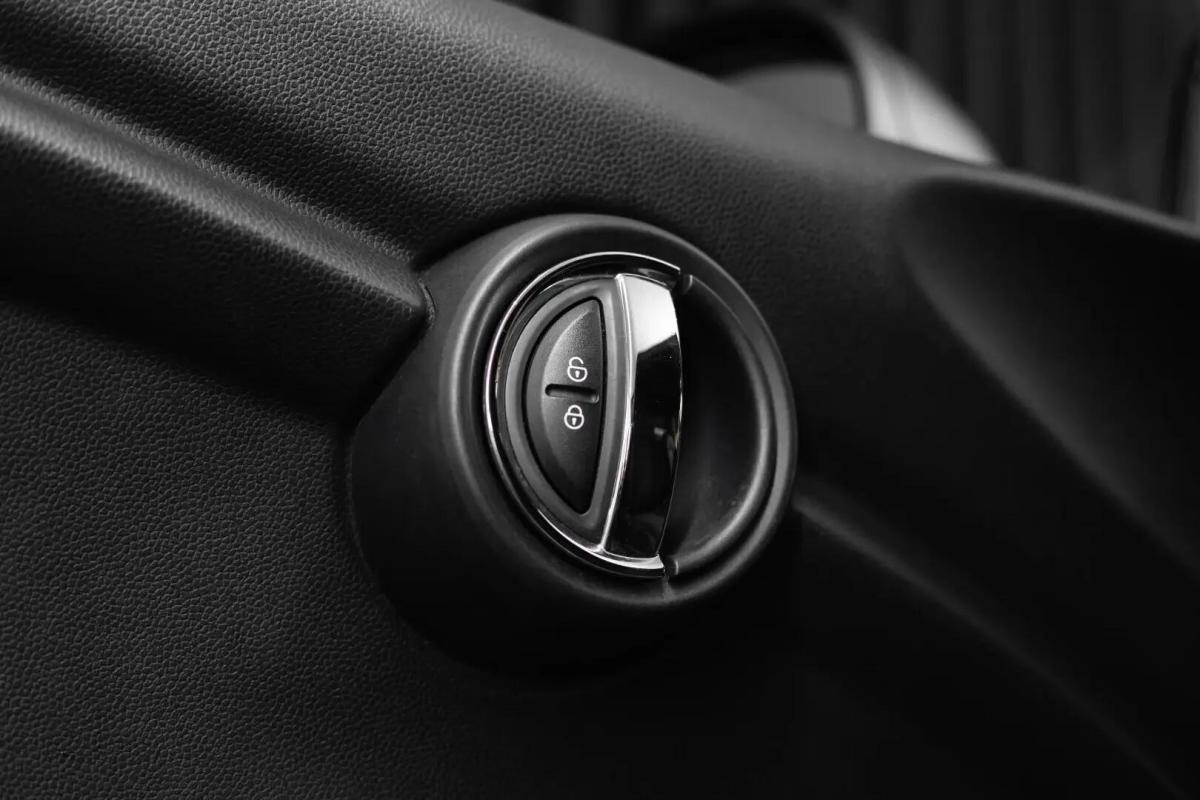 mini-one-d-2017-diesel-1496cc