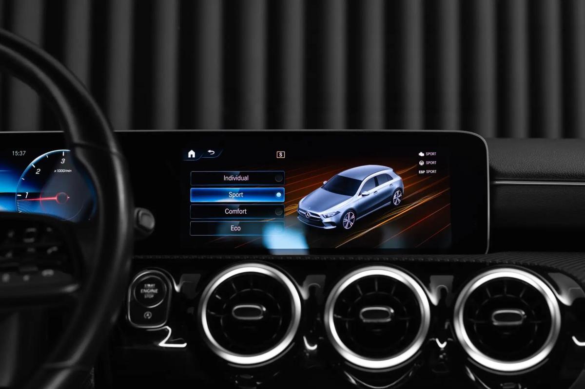mercedes-benz-180-style-2019-diesel-1461cc