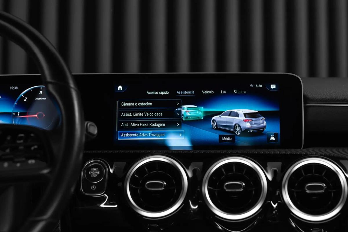 mercedes-benz-180-style-2019-diesel-1461cc