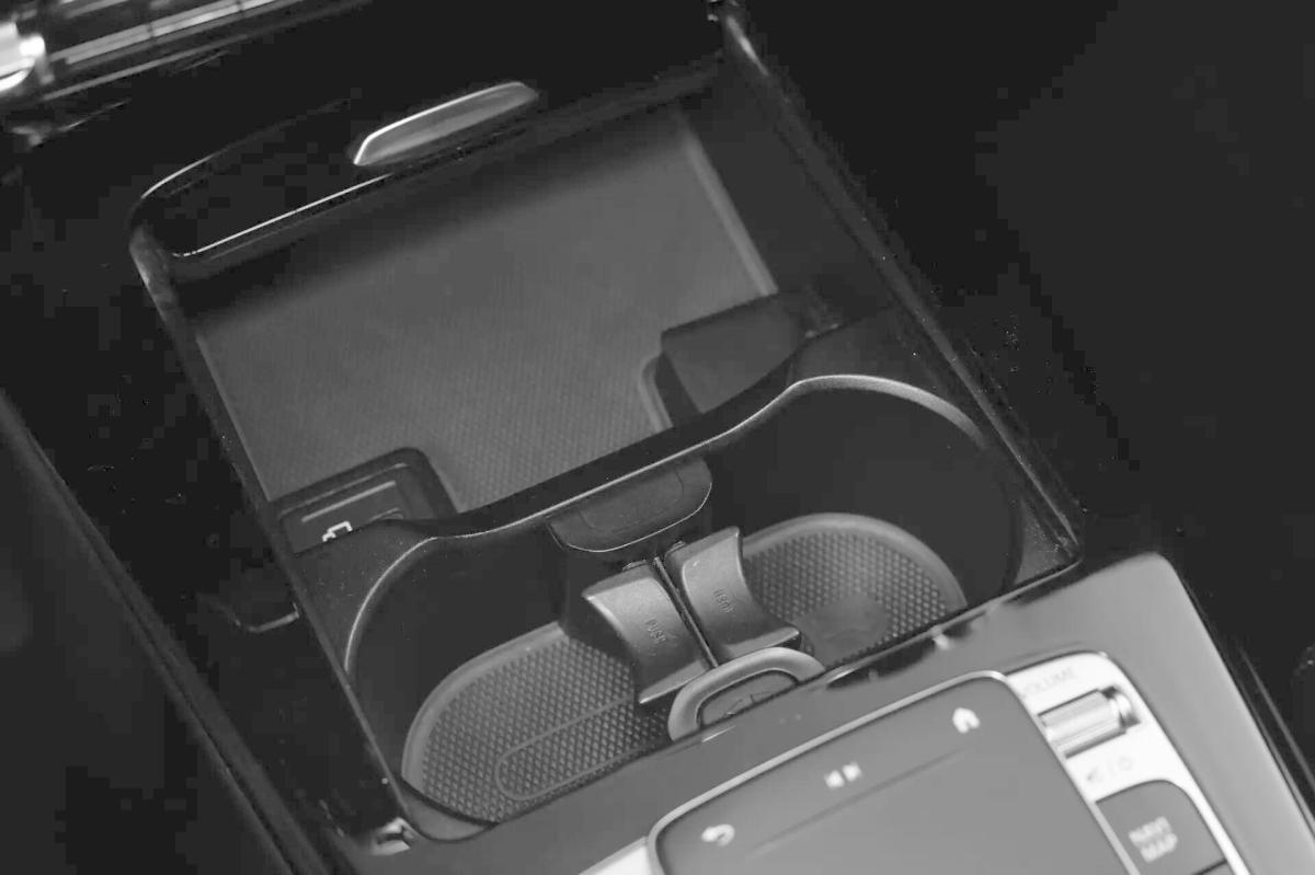 mercedes-benz-180-style-2019-diesel-1461cc