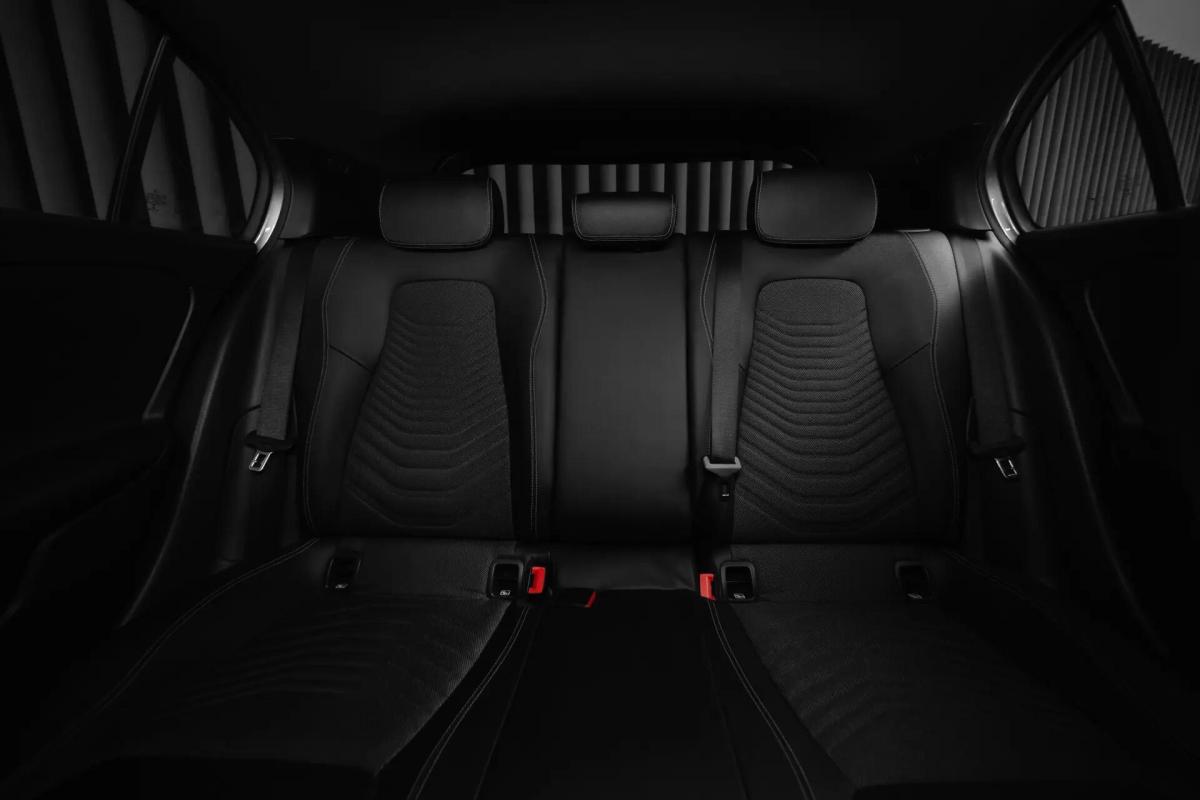 mercedes-benz-180-style-2019-diesel-1461cc