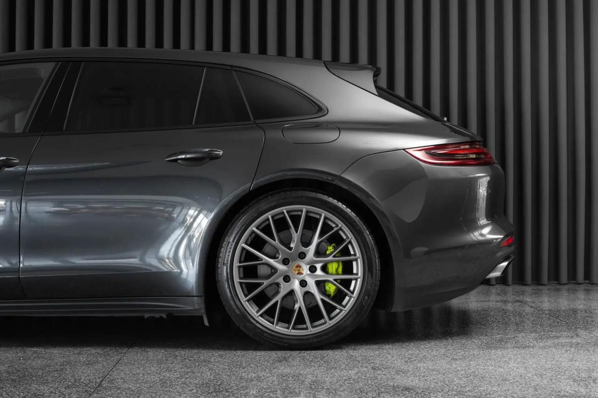 porsche-panamera-sport-turismo-2018-hibrido-a-gasolina-2894cc