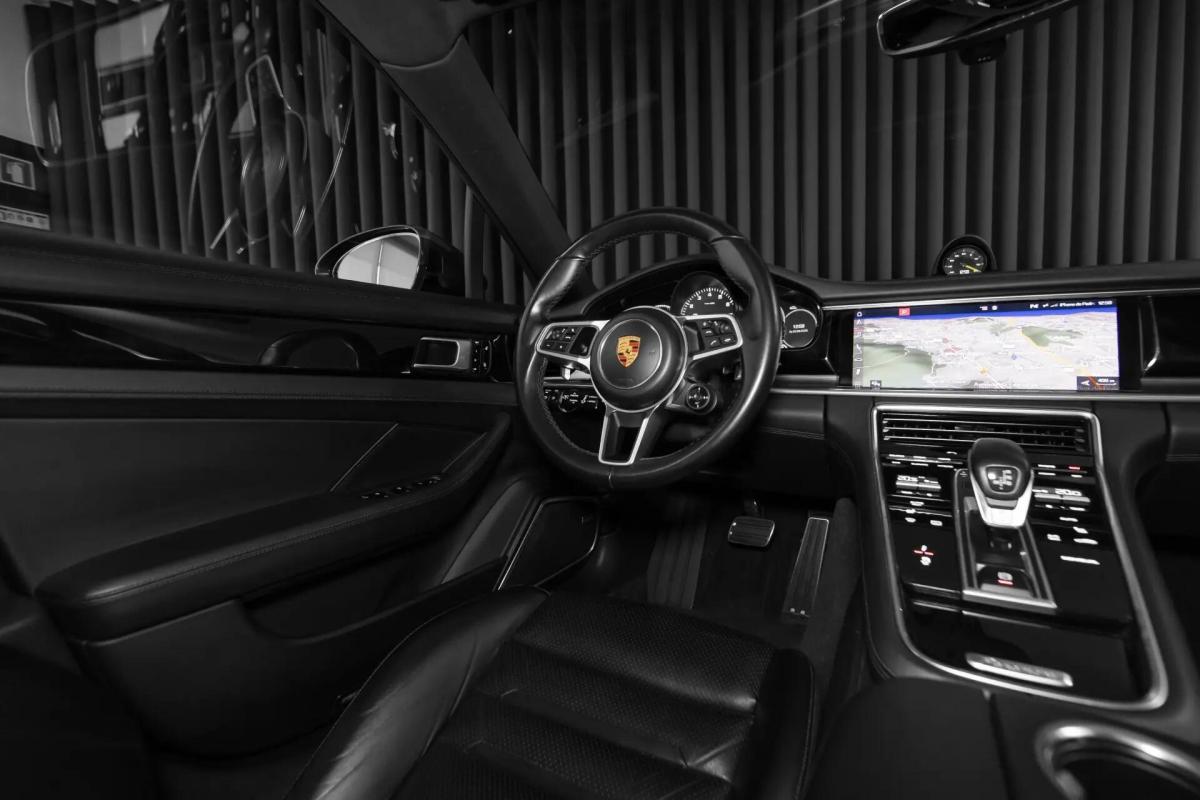 porsche-panamera-sport-turismo-2018-hibrido-a-gasolina-2894cc