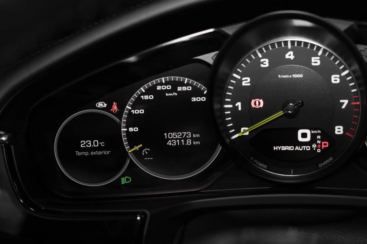 porsche-panamera-sport-turismo-2018-hibrido-a-gasolina-2894cc