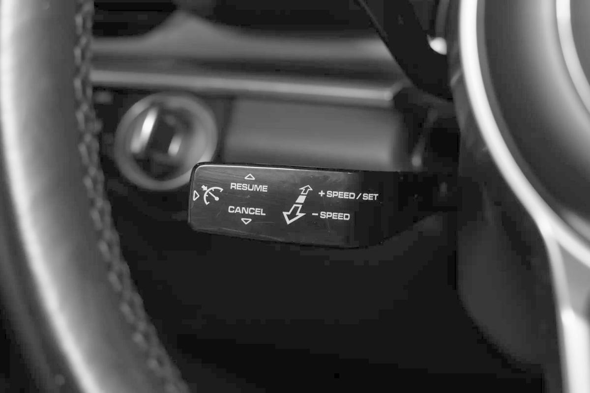 porsche-panamera-sport-turismo-2018-hibrido-a-gasolina-2894cc