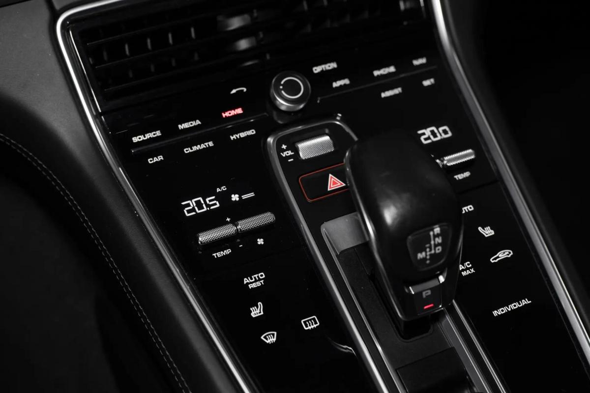 porsche-panamera-sport-turismo-2018-hibrido-a-gasolina-2894cc