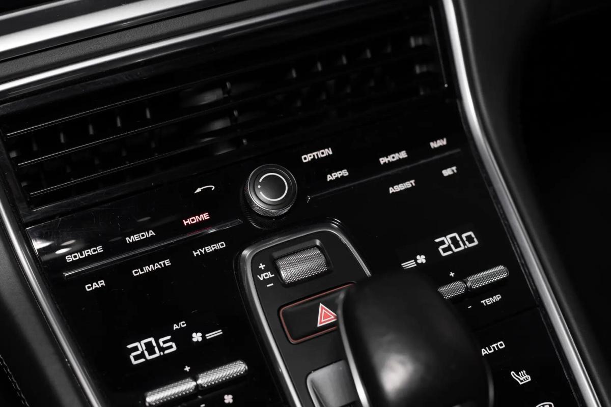 porsche-panamera-sport-turismo-2018-hibrido-a-gasolina-2894cc