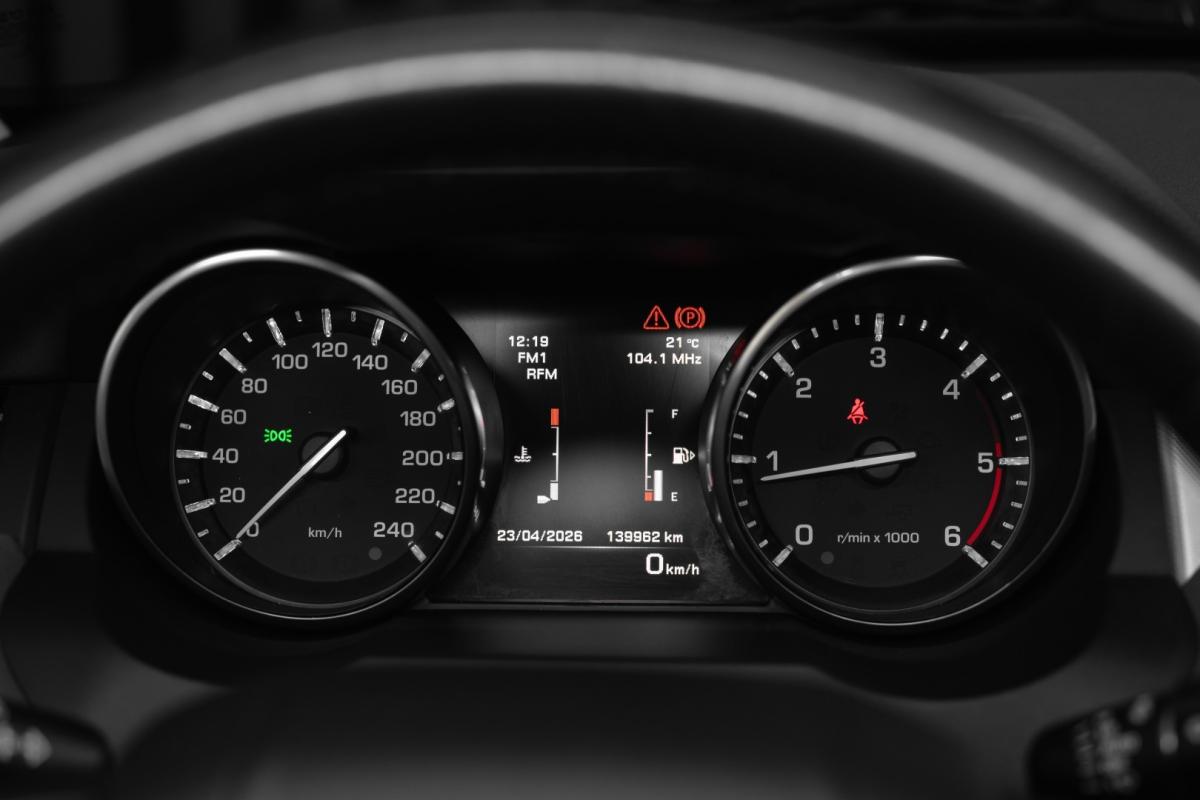 land-rover-range-rover-evoque-2014-diesel-2179cc