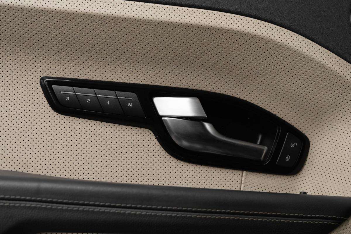land-rover-range-rover-evoque-2014-diesel-2179cc