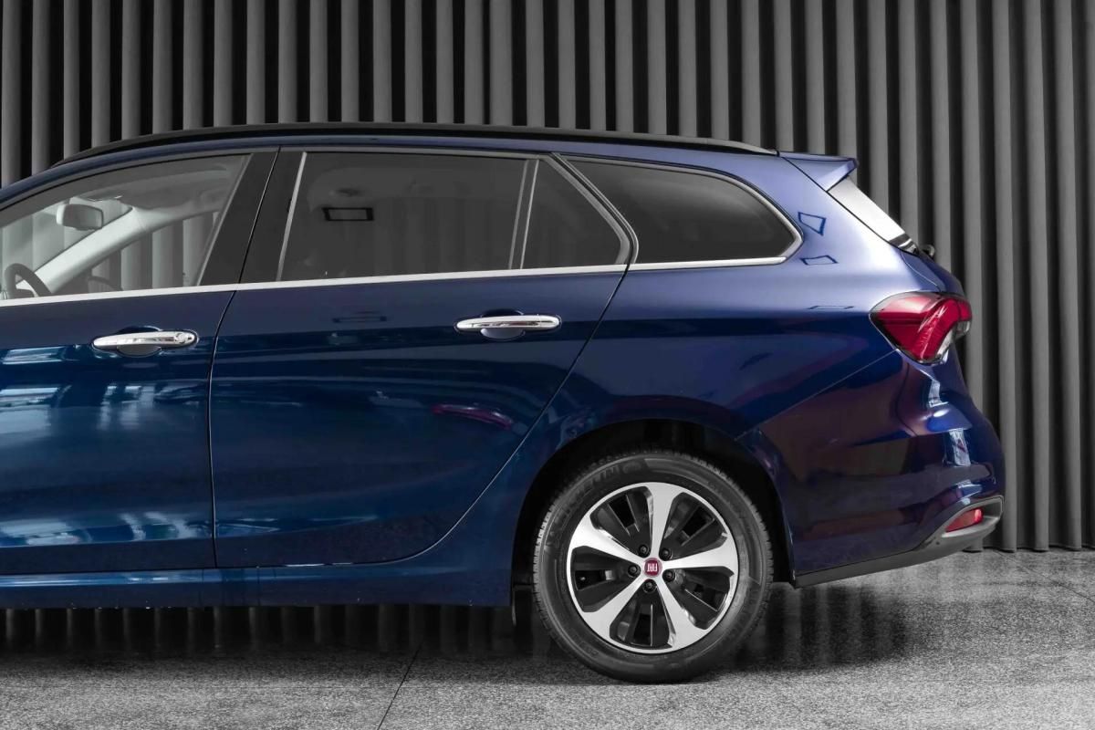 fiat-tipo-station-wagon-2018-diesel-1598cc