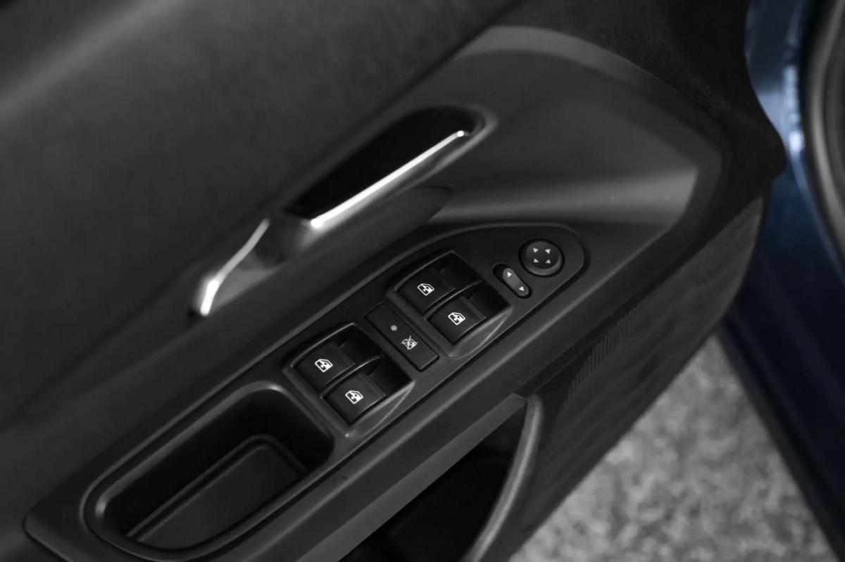 fiat-tipo-station-wagon-2018-diesel-1598cc