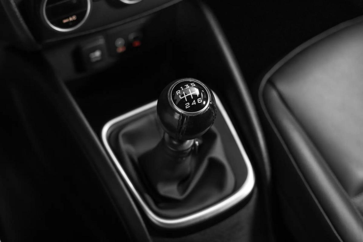 fiat-tipo-station-wagon-2018-diesel-1598cc