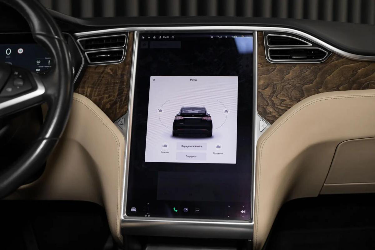 tesla-model-x-2017-eletrico-0cc