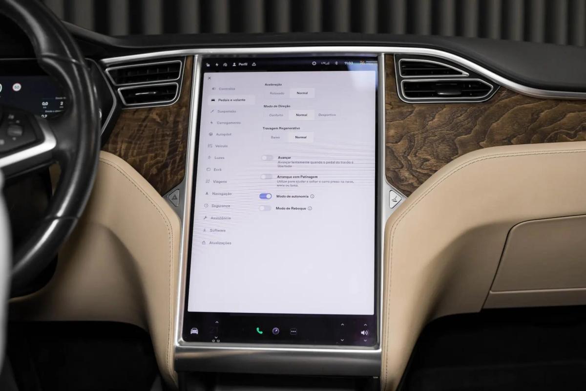 tesla-model-x-2017-eletrico-0cc