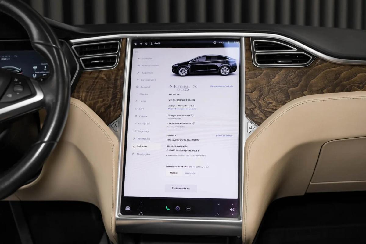 tesla-model-x-2017-eletrico-0cc