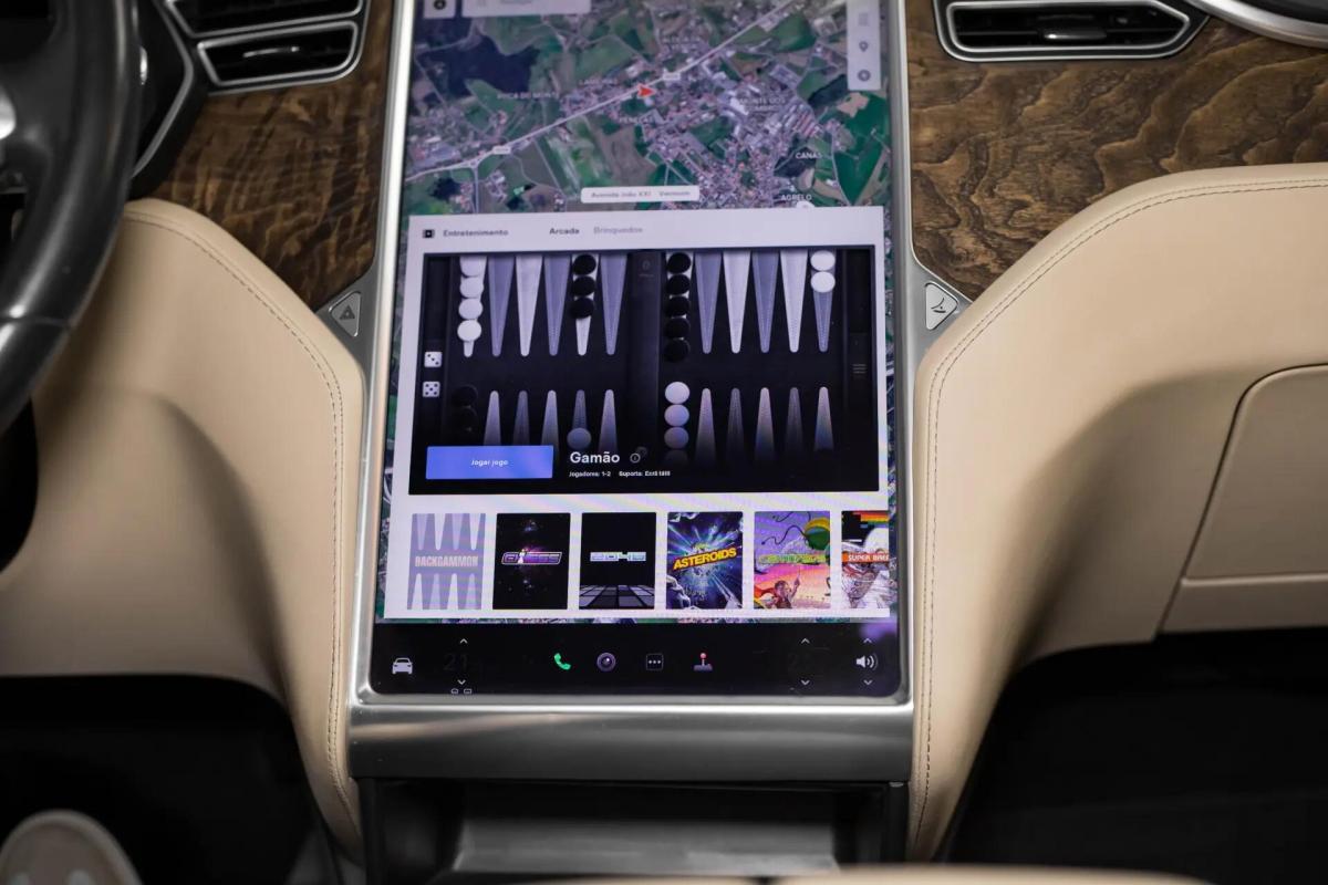 tesla-model-x-2017-eletrico-0cc