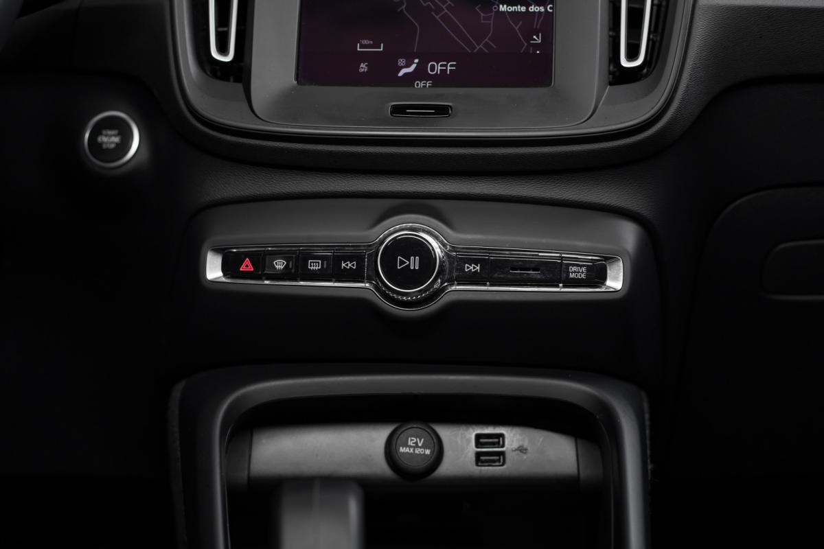 volvo-xc40-2022-hibrido-1477cc