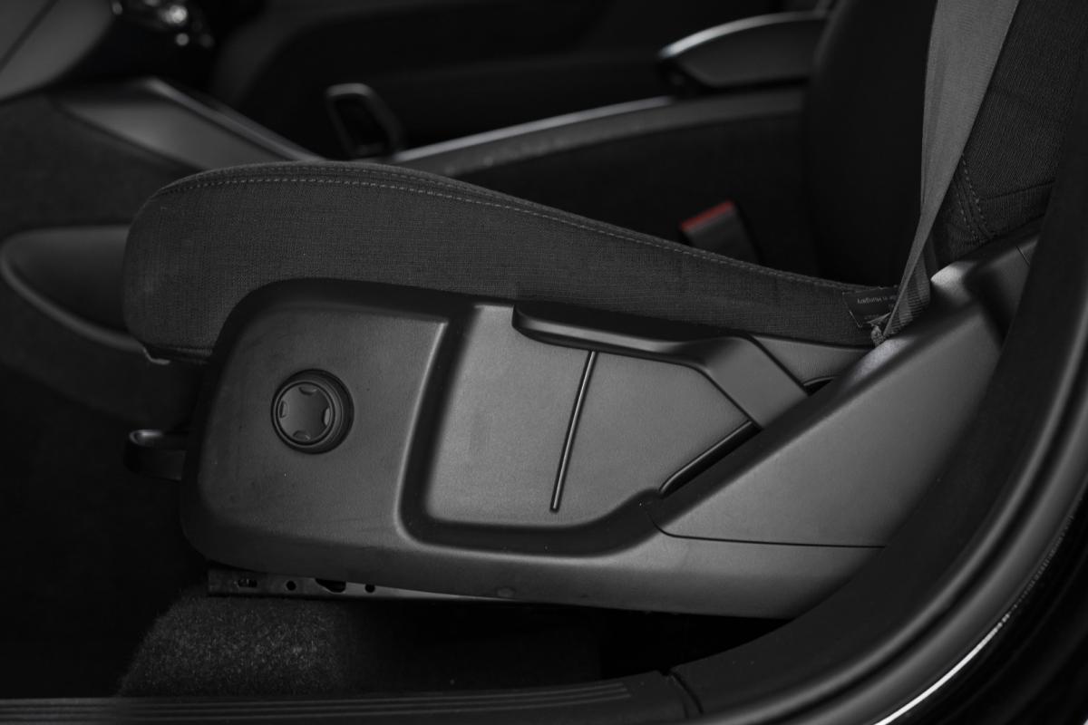 volvo-xc40-2022-hibrido-1477cc