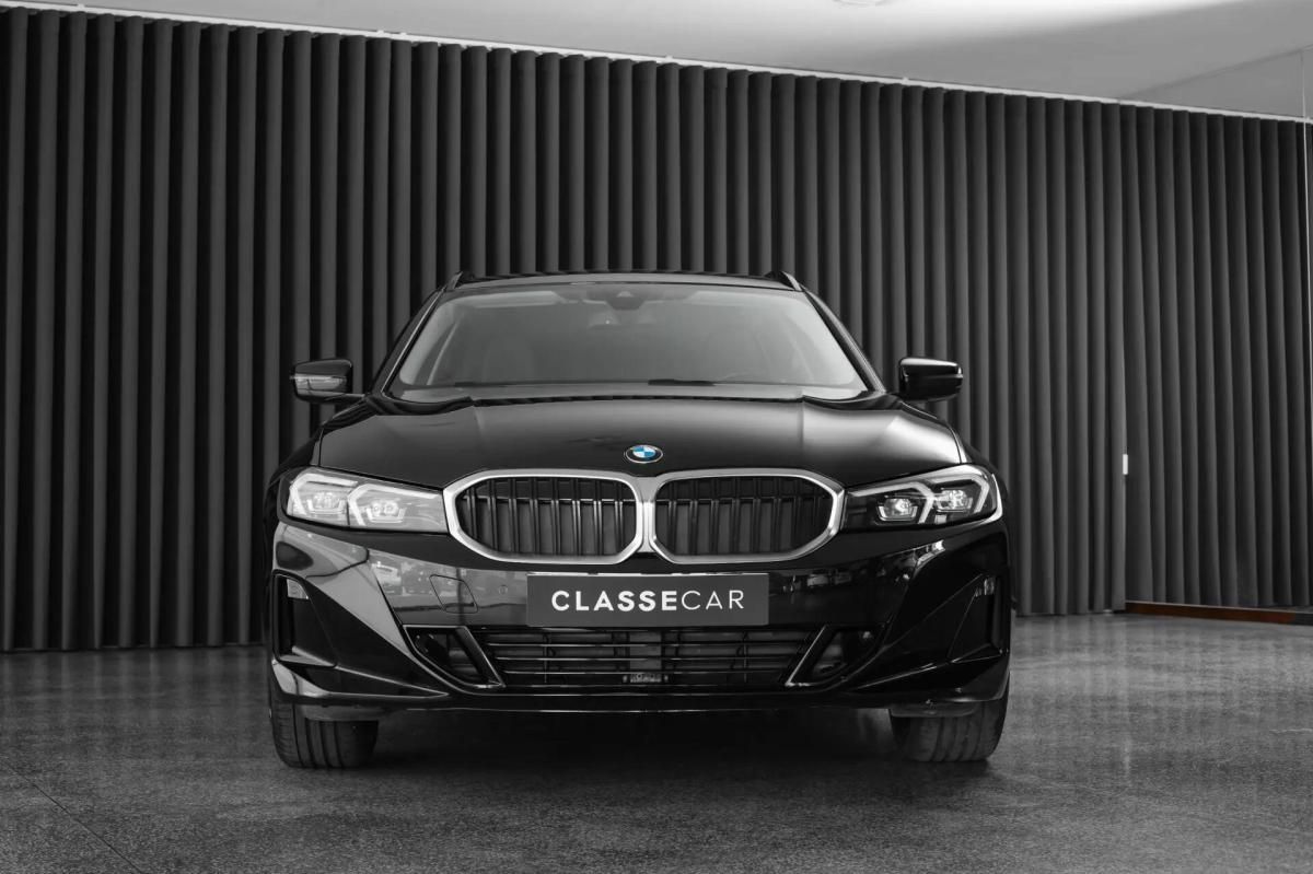 bmw-serie-3-318-d-touring-2023-diesel-1995cc