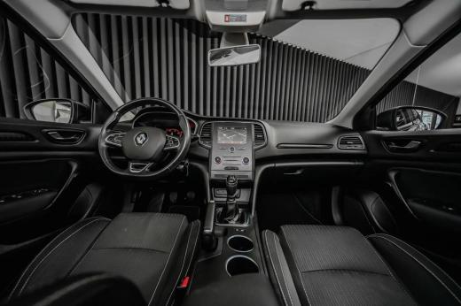 renault-megane-sport-tourer-2017-gasolina-1197cc