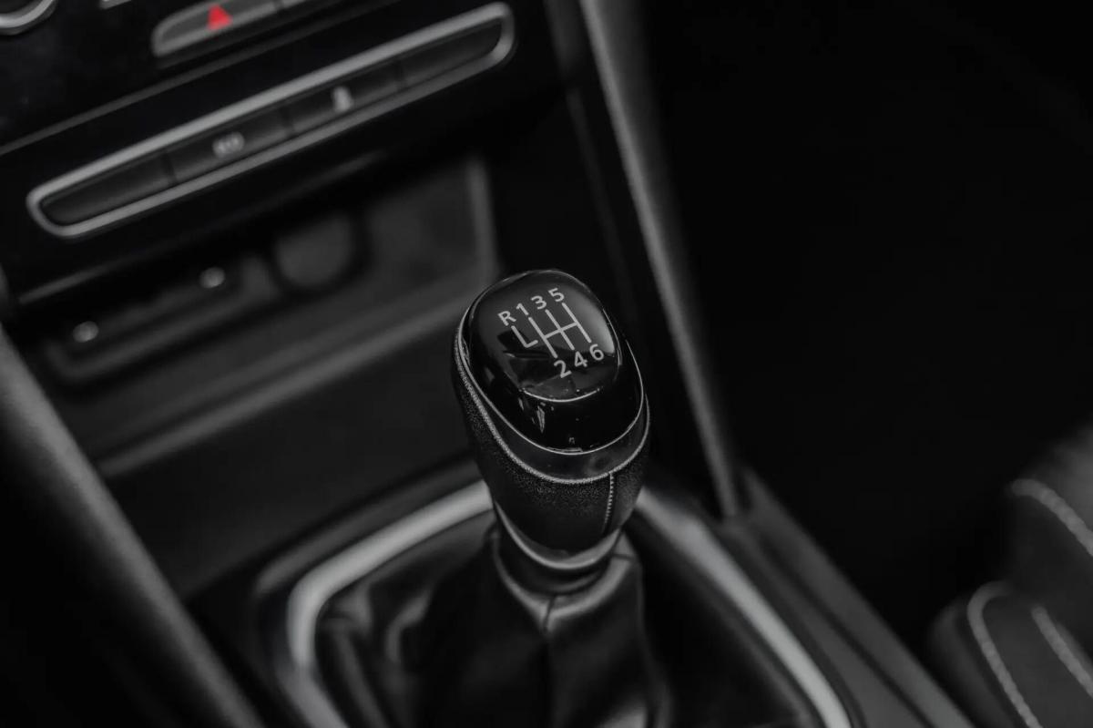 renault-megane-sport-tourer-2017-gasolina-1197cc
