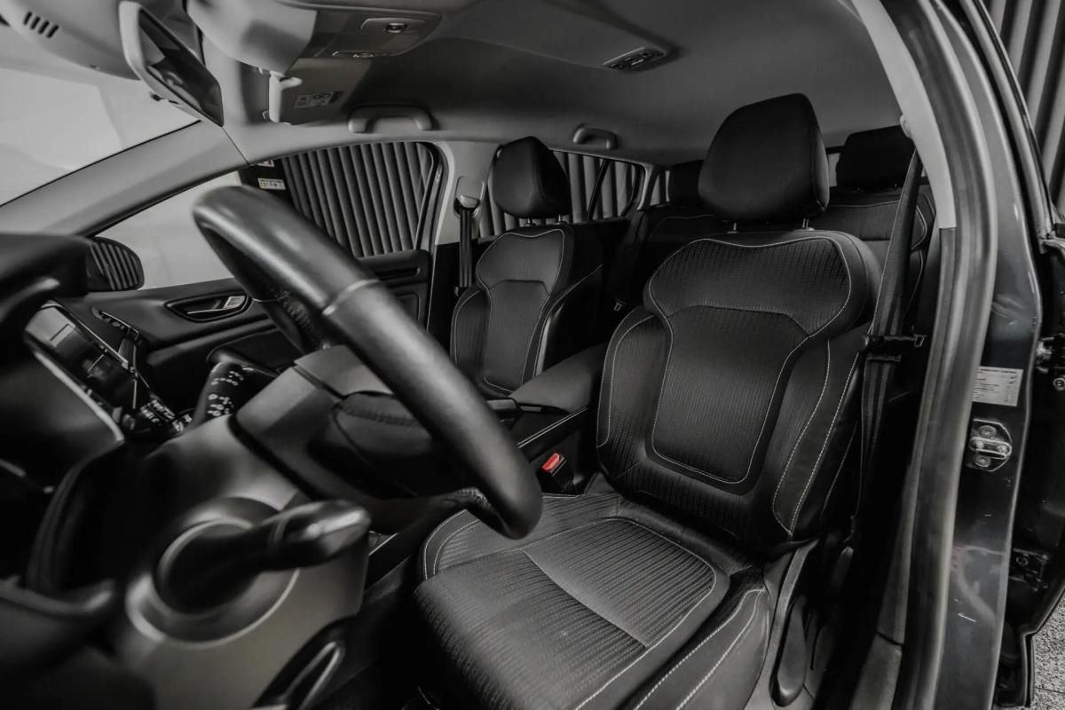 renault-megane-sport-tourer-2017-gasolina-1197cc