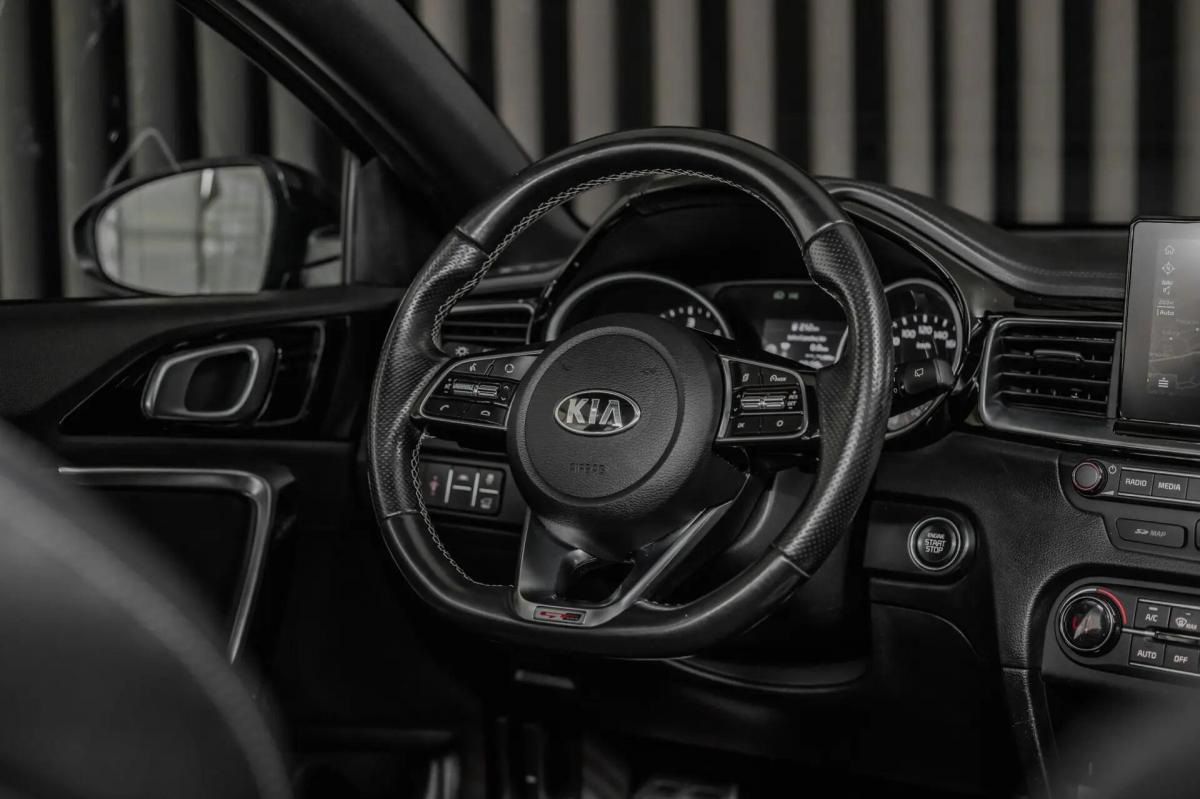 kia-proceed-2019-diesel-1598cc