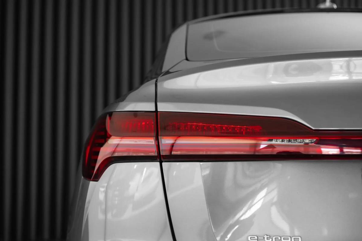 audi-e-tron-2020-eletrico-0cc