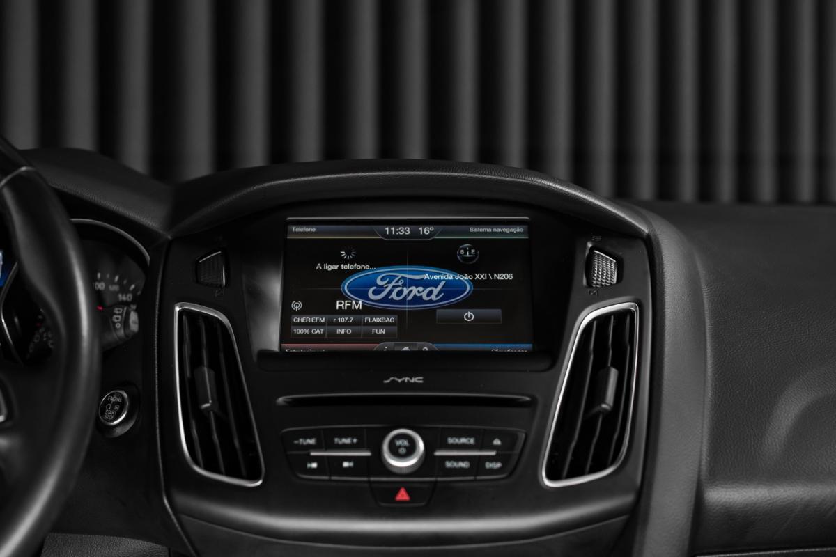 ford-focus-2016-gasolina-999cc