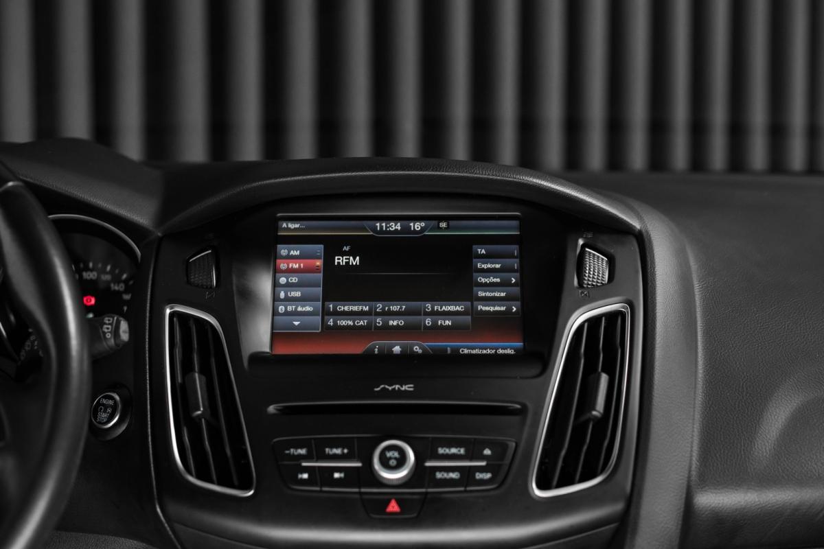 ford-focus-2016-gasolina-999cc