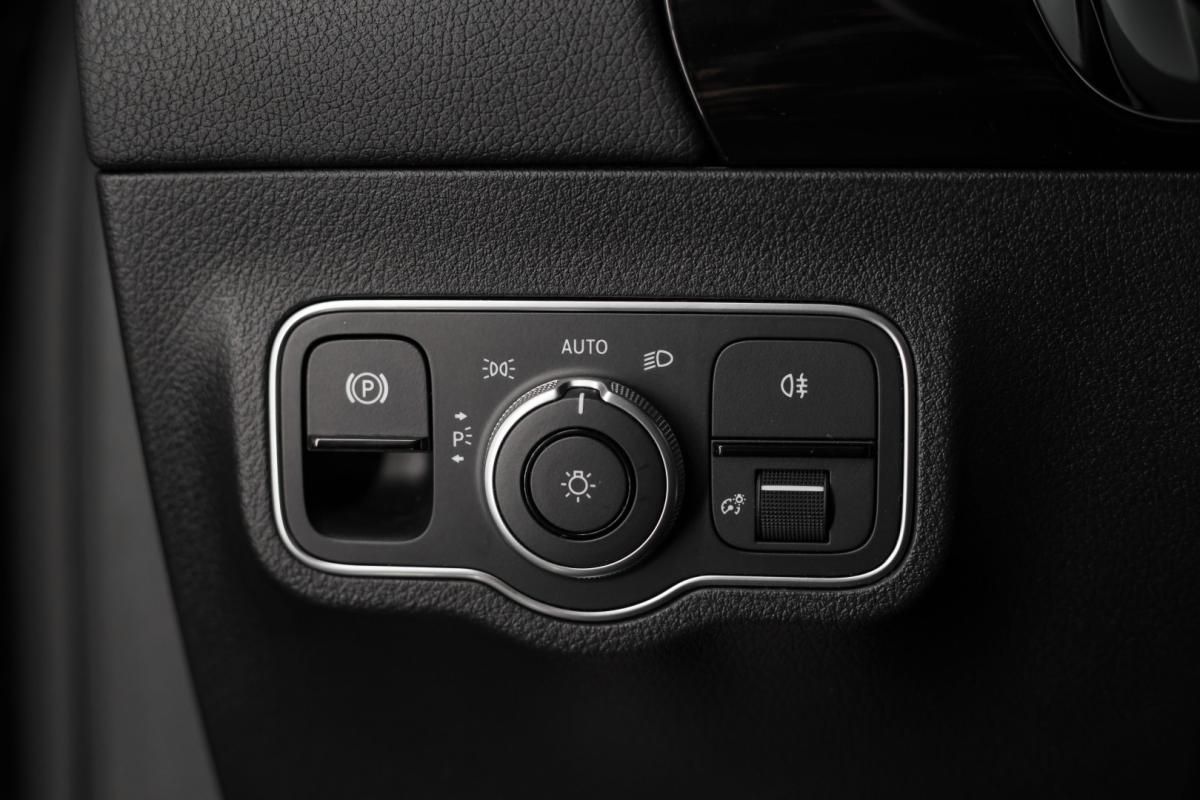 mercedes-benz-gla-2022-hibrido-1332cc