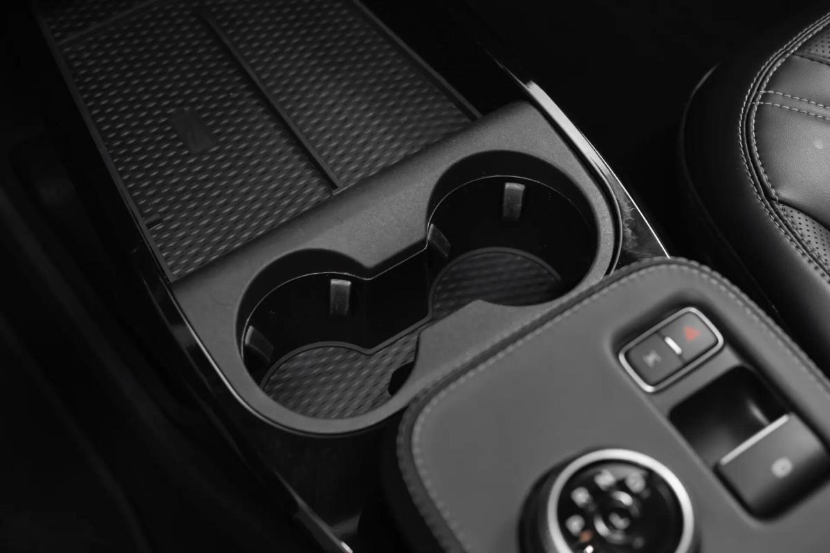 ford-mustang-mach-e-2022-eletrico-0cc