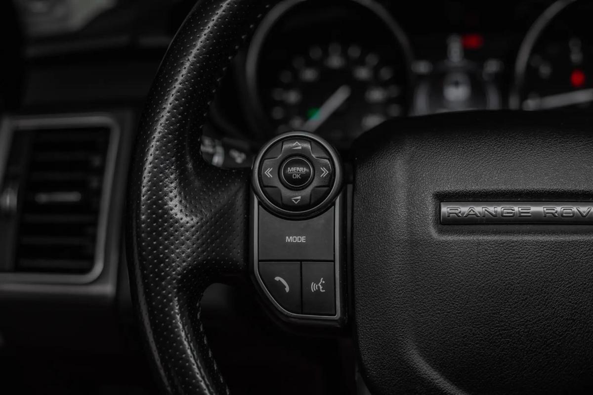 land-rover-range-rover-sport-2017-diesel-1999cc
